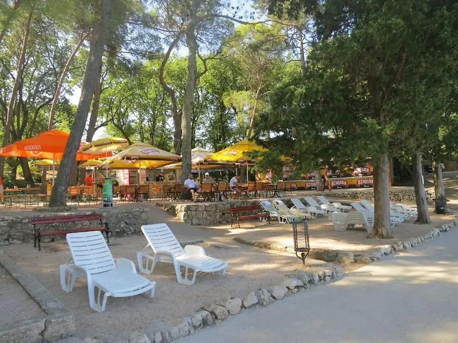 Apartment Near The Center - Nada Malinska Croatia