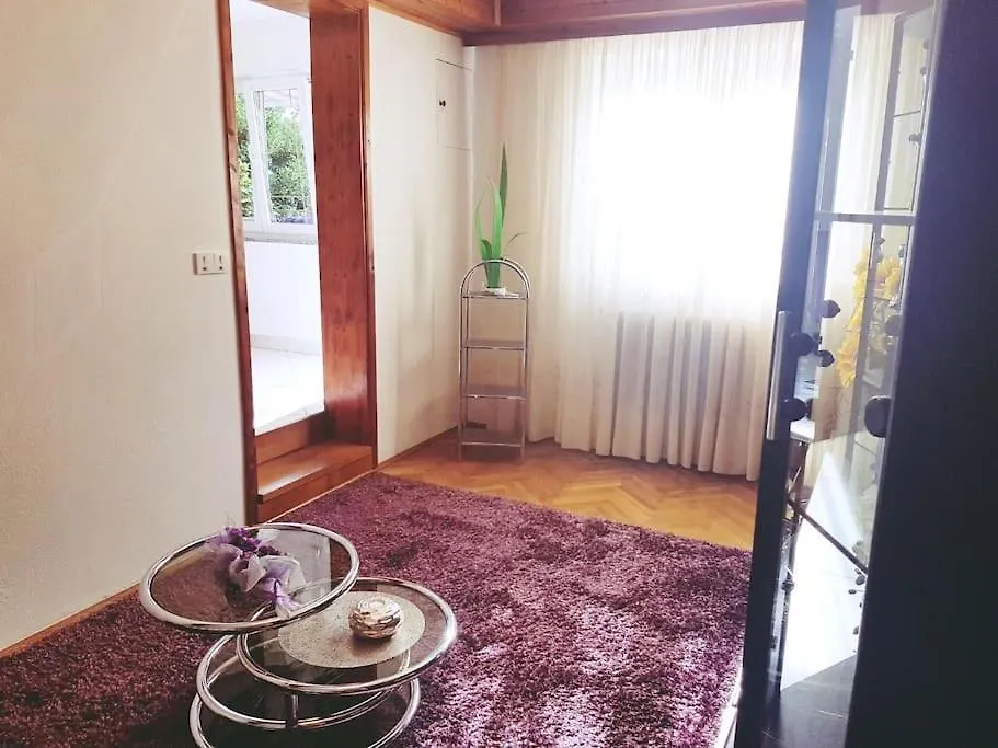 Apartment Near The Center - Nada Malinska 0*,  Croatia