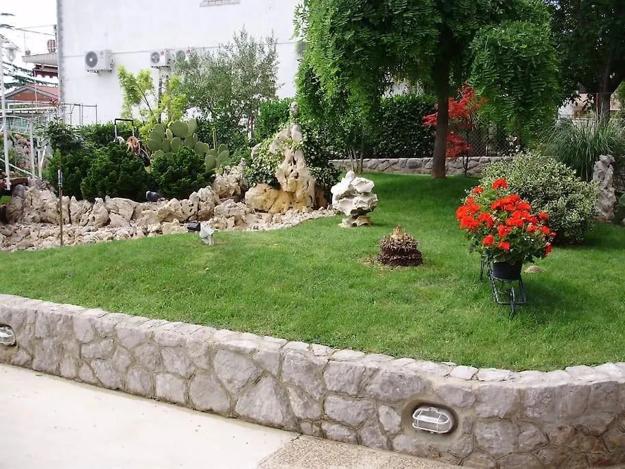 Apartment Near The Center - Nada Malinska 0*,  Croatia