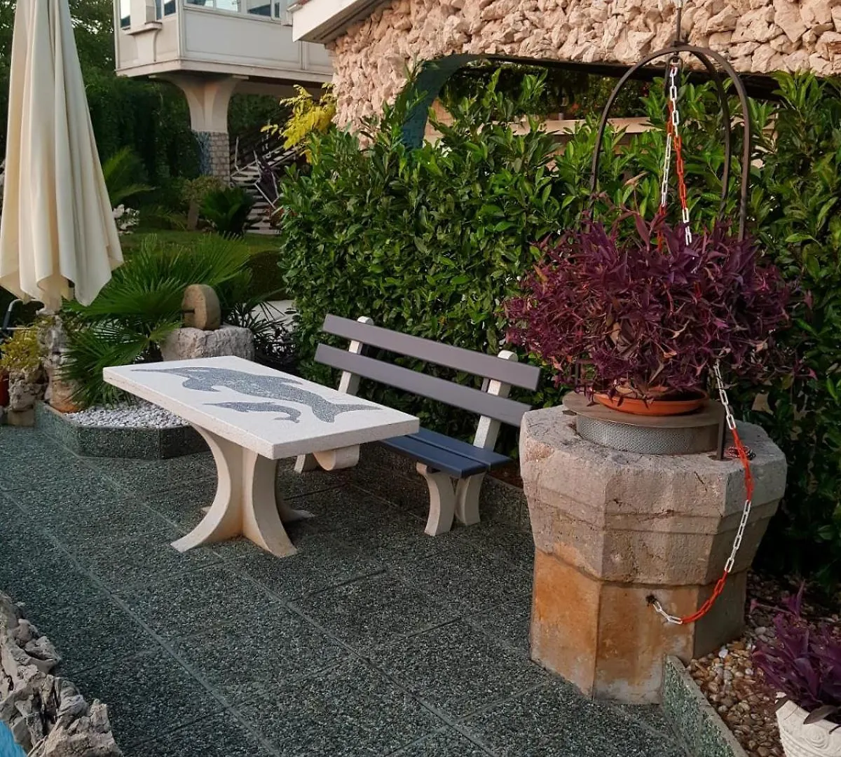 Apartment Near The Center - Nada Malinska Croatia